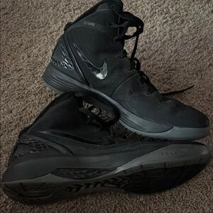 Nike Zoom Flywire Hyperdunk Shoes